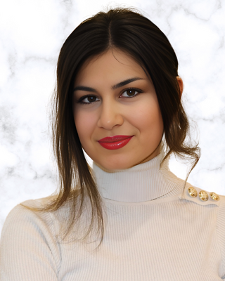 Photo of Ghazaleh Salahi, Registered Psychotherapist (Qualifying), RP(Q)