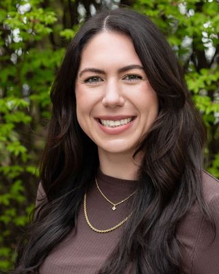 Photo of Elizabeth Burton, Licensed Clinical Professional Counselor, LCPC
