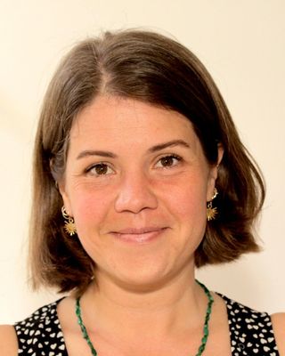 Photo of Dr Juli Jolly, Psychologist, PsychD, HCPC - Couns. Psych.