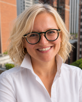 Photo of Jessica Benge, Marriage & Family Therapist Associate, MA, MS, MFT