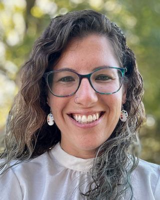 Photo of Melissa McFall, Licensed Mental Health Counselor, LMHC, ATR-BC