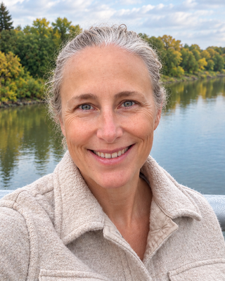 Photo of Pamela Vialoux, Art Therapist, BTh, BRS, DWHEAT