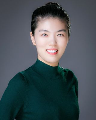 Photo of Siqi Grace Chen, Pre-Licensed Professional, MPhilEd, MSEd, MHC