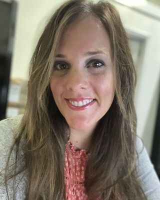 Photo of Jenni Akins, Clinical Social Work/Therapist, LICSW