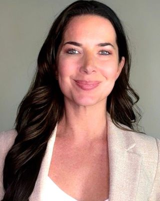 Photo of Crystal Rischer, Clinical Social Work/Therapist, LCSW, MSW