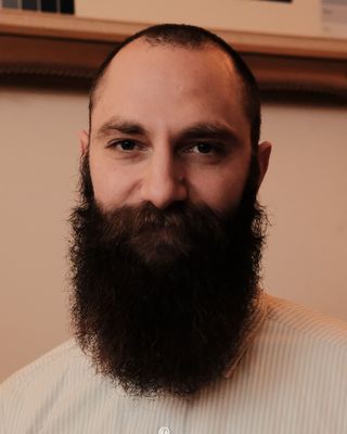 Photo of Yamin Weiss, Registered Social Worker in Quebec