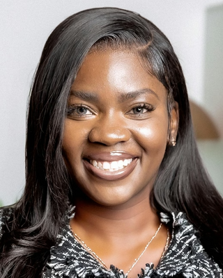 Photo of Shieka Davis, Clinical Social Work/Therapist, LCSW