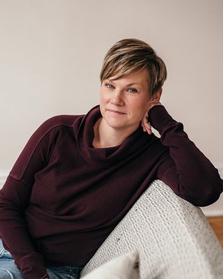 Photo of Megan Colquhoun, Registered Social Worker, MSW, RSW, PMH-C, CT