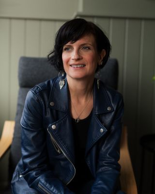Photo of Helli Mason, Counsellor, MBACP