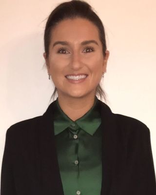 Photo of Rachel Dineen, Psychotherapist, Pre-Accredited Member IACP