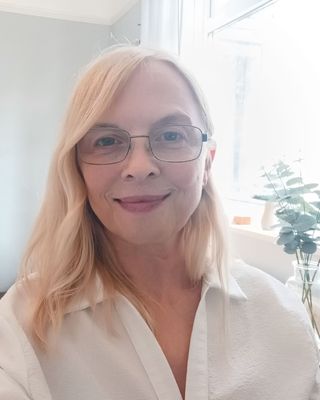 Photo of Louise Diffey, Counsellor, BACP