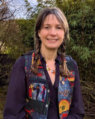 Photo of Sam Howell, Counsellor, MNCPS Acc.