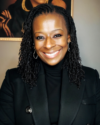 Photo of Dr. Vashonna Etienne - Dr. Vashonna Etienne | Couples Therapist, Clinical Social Work/Therapist, LCSW