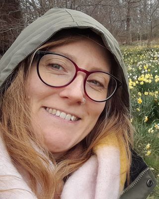 Photo of Fiona Meneghello, Counsellor, MNCPS Acc.