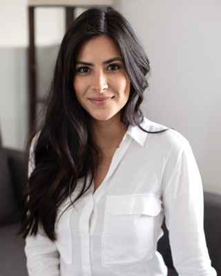 Photo of Merilyn Lopez-Braun, Associate Clinical Social Worker, MSW, ASW