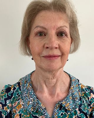 Photo of Kate Hawkings, Counsellor, MSc, MBACP Accred