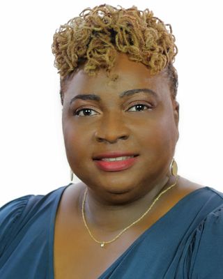 Photo of Shawna Green, Marriage & Family Therapist Associate, LAMFT, CPTT-C, CSAT-C