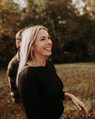 Photo of Victoria Ireland, Registered Psychotherapist, MACP, RP