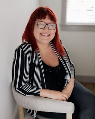 Photo of Nicole Linsmeier, Licensed Professional Counselor, MA, LPC