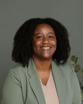 Photo of Alyssa Howard, Registered Psychotherapist, RP