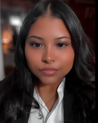 Photo of Roxanna Rivera, Pre-Licensed Professional