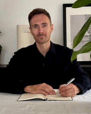 Photo of Jonny Sibbring, Psychotherapist, MBACP Accred