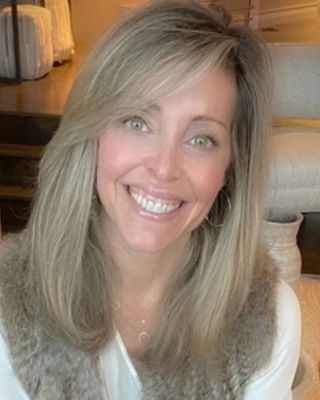 Photo of Lisa Catalano, Clinical Social Work/Therapist