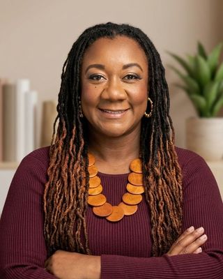 Photo of Fatima Boyette, Pre-Licensed Professional