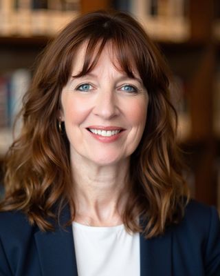 Photo of Emma Franke, Psychotherapist, MSc, MUKCP
