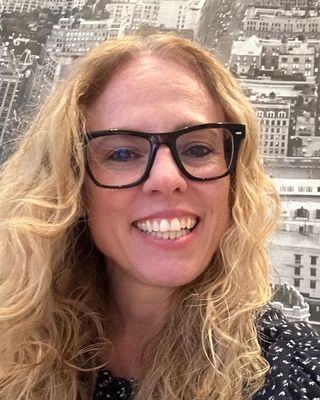 Photo of Renée Hughes-Suh, Clinical Social Work/Therapist, LCSW