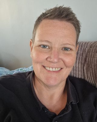 Photo of Melanie Frost, Counsellor, MBACP
