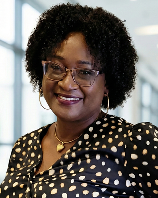 Photo of Tolulope Rowland, Psychiatric Nurse Practitioner, MSN, PMHNP