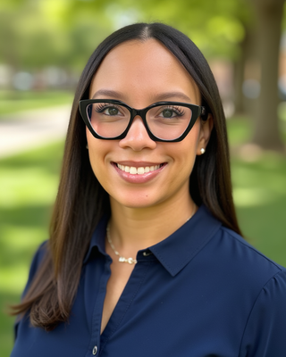 Photo of Nicole Daglis, Clinical Social Work/Therapist, MSW, LCSW