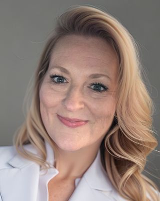 Photo of DeAnna Brown, Marriage & Family Therapist, BSN, LMFT