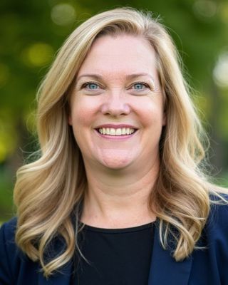 Photo of Lisa Hampshire, Clinical Social Work/Therapist, LCSW, MMHPC
