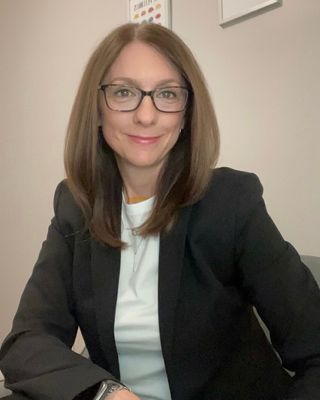 Photo of Jennipher Gee, Registered Social Worker, CYW, BScEd, MSW, RSW