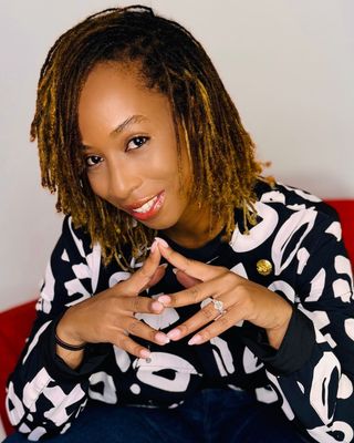 Photo of Robin Gibson-Simms, Psychiatric Nurse Practitioner, PMHNP, FNP