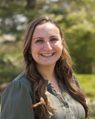 Photo of Elizabeth Piazza, Licensed Clinical Professional Counselor, MA, LCPC