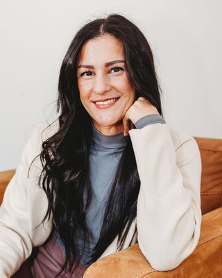 Photo of Nahal Robinson, LPC Associate, LPCA