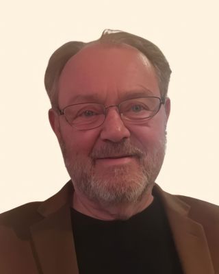 Photo of Dr. David DeBus, Psychologist, PhD, CP