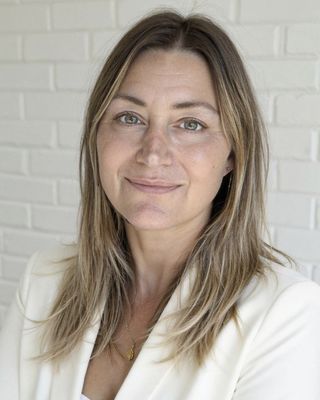 Photo of Charlotte Piper-Smith, Psychotherapist, MA, HCPC-Art Therap.