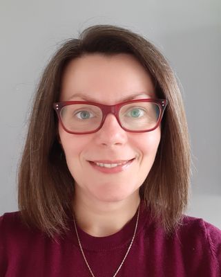 Photo of Erika Velcokova, Psychotherapist, MA, ACP
