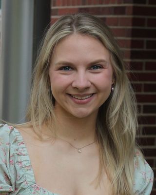 Photo of Chloe Rosman, Drug & Alcohol Counselor, PLMHP, PLADC, MSW