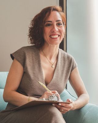 Foto de Esther Garcia Centro de Psicología Mipsicoazul (Alicante-Online), Psicólogo, Lic. en Psicología, COPCV