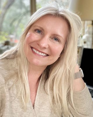 Photo of Tanya Hanrihan - Tanya Hanrihan, Certified Brainspotting Therapist, Marriage & Family Therapist, MA, LMFT, CMHIMP, RYT, BSP