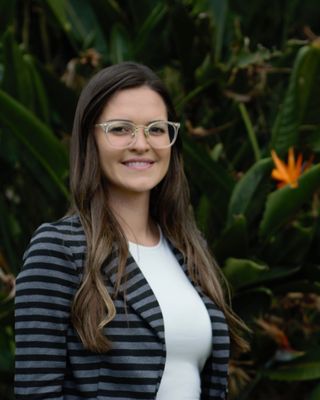 Photo of Dr. Nataly Aponte Colon, Licensed Mental Health Counselor, PsyD, LPC, LMHC
