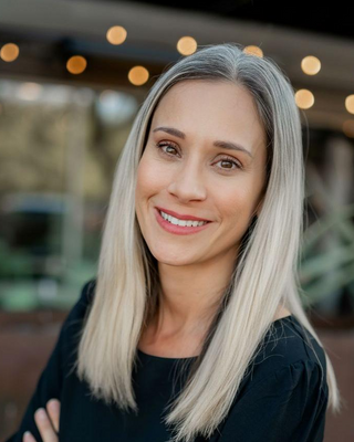 Photo of Angela Phillips, Marriage & Family Therapist, LMFT