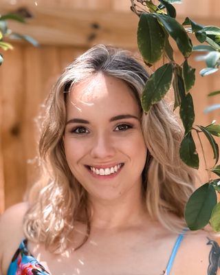 Photo of Alayna Hayes, Pre-Licensed Professional