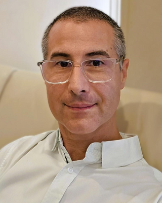 Photo of Emil Hodzic, Psychologist, PsyBA General