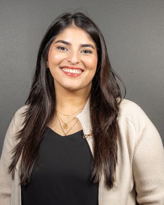 Photo of Alizeh Khan, LPC Intern, MS, NCC